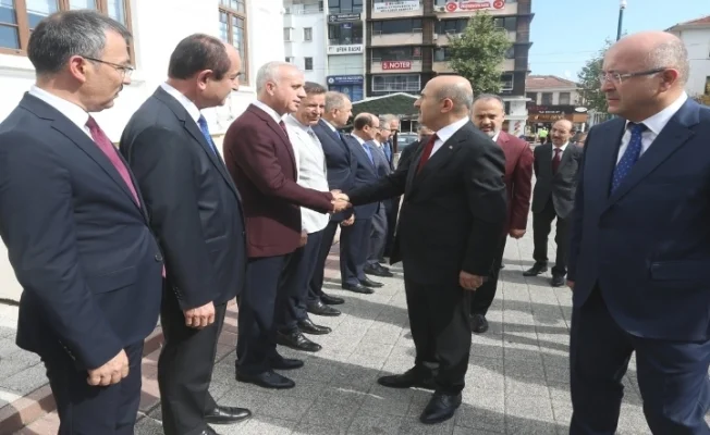 Bursa Valisi Mahmut Demirtaş görevine başladı