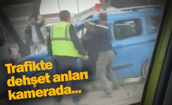 Trafikte dehşet anları kamerada...