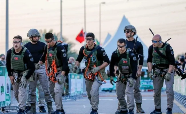 Türk Özel Harekat Polisi yine gururlandırdı