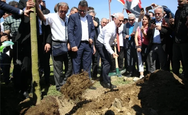 Bozbey ‘Yeniden Yeşil Bursa’ için ilk adımı attı