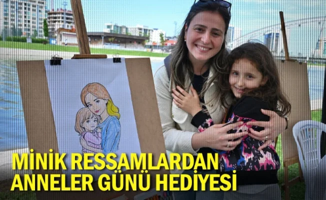 Minik ressamlardan Anneler Günü hediyesi