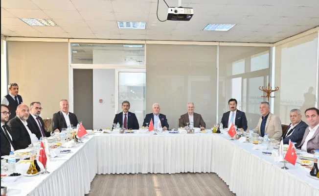 Belediye başkanları daha yaşanabilir bir Bursa için buluştu