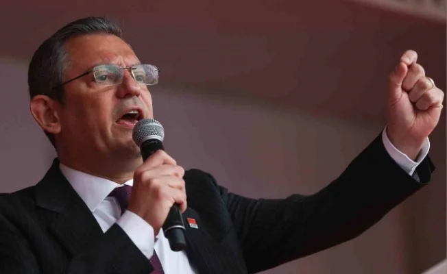 CHP lideri Özel'den Cumhurbaşkanı Erdoğan'a: Üzerlerine düşeni yapsınlar, kaya gibi arkalarındayız