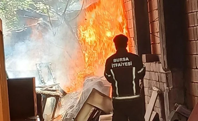 İnegöl'de korkutan yangın