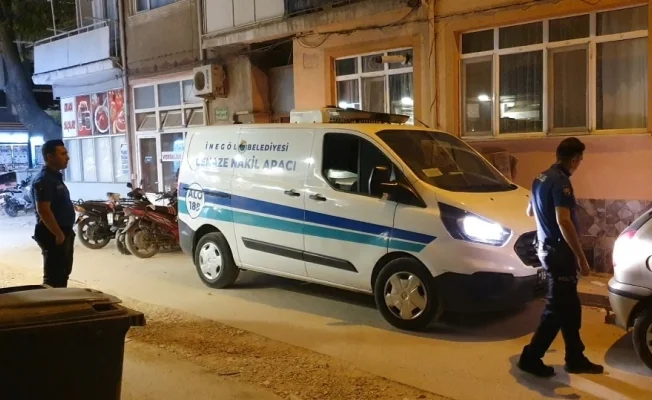 Evinde ölü bulundu