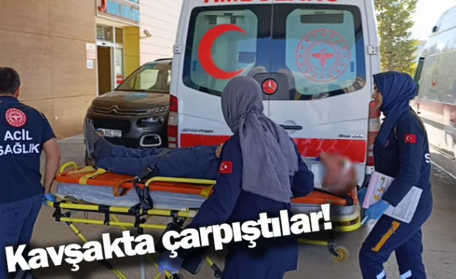 Kavşakta çarpıştılar!