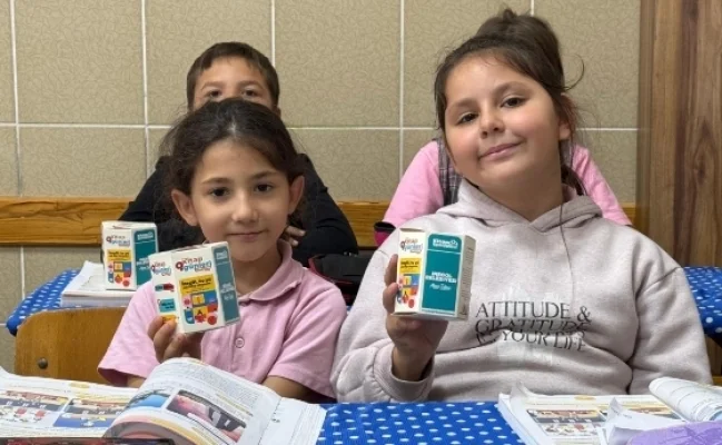Kitap Fuarının Habercisi Kumbaralar Öğrencilere Dağıtıldı