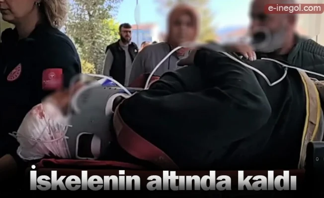 İskelenin altında kaldı