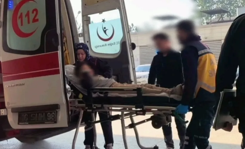 İnegöl'de aniden yola çıkan çocuğa kamyonet çarptı