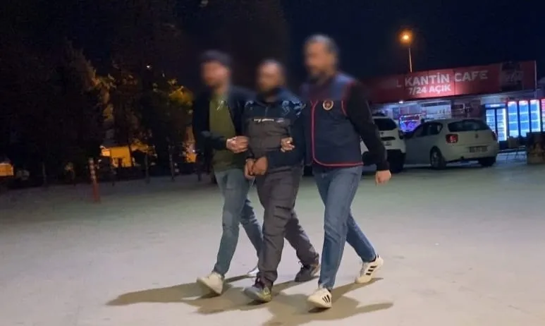 Zehir taciri otobüste yakalandı