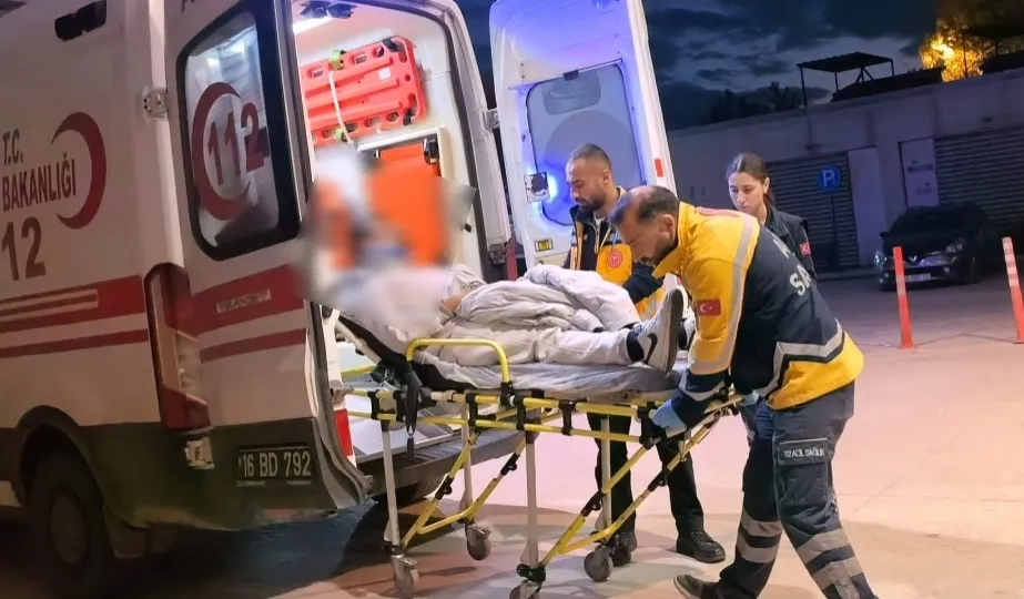 Gözünü hastanede açtı!