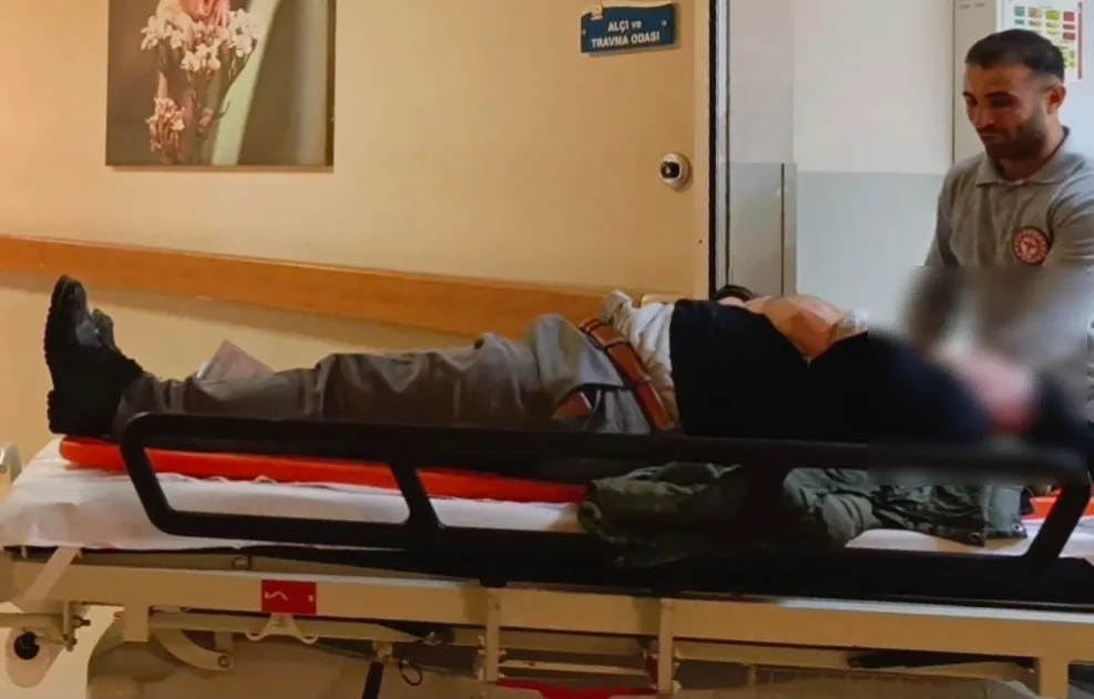 Gözünü hastanede açtı!