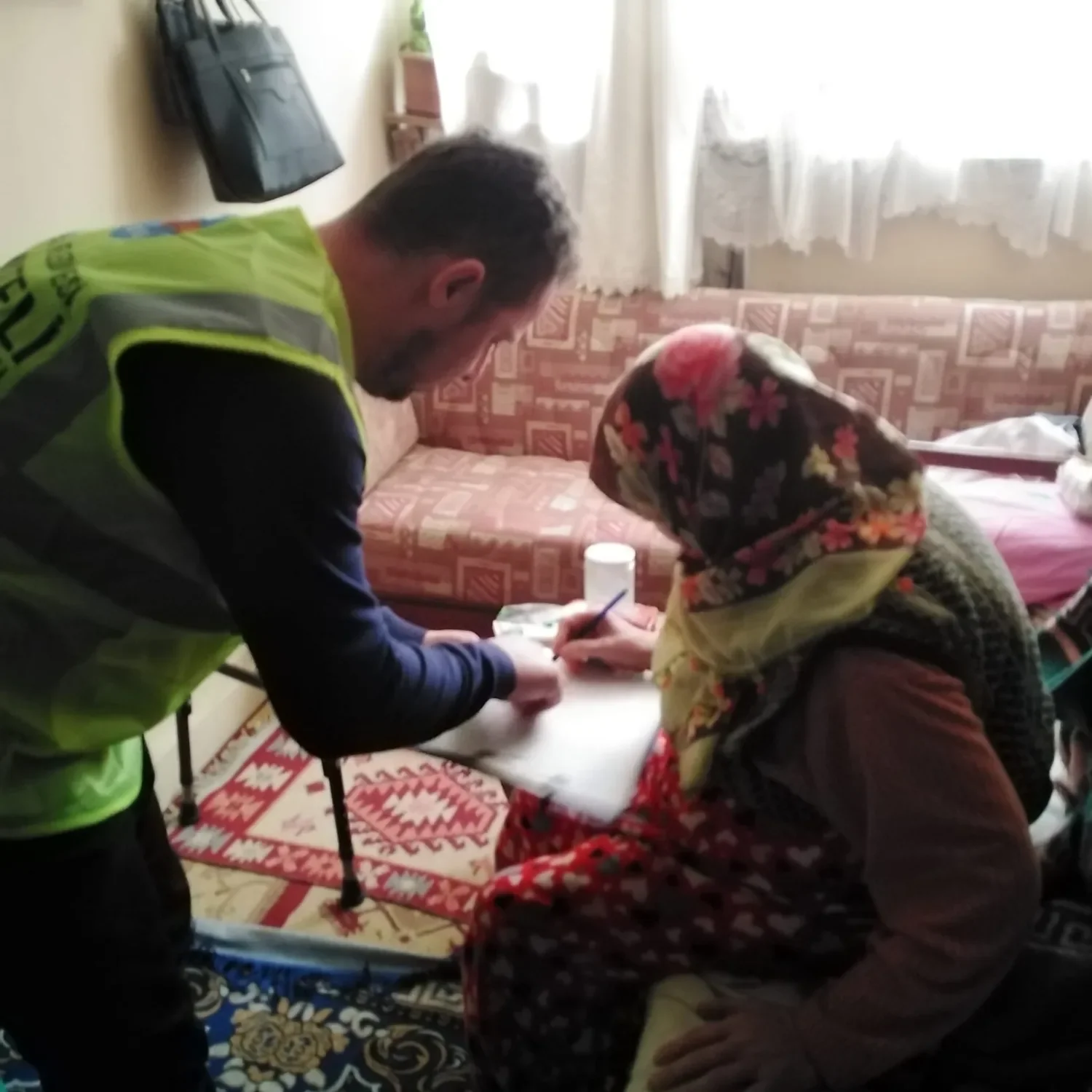 İnegöl Belediyesi’nden 457 Aileye 2 Milyon 285 Bin TL Isınma Yardımı