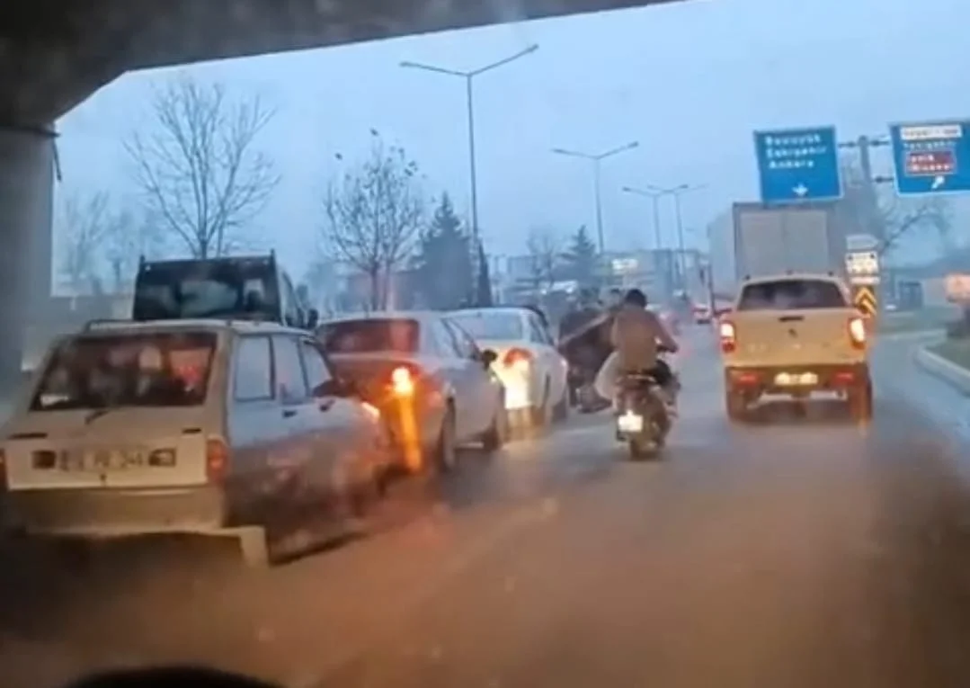 Yağmur kazaları beraberinde getirdi