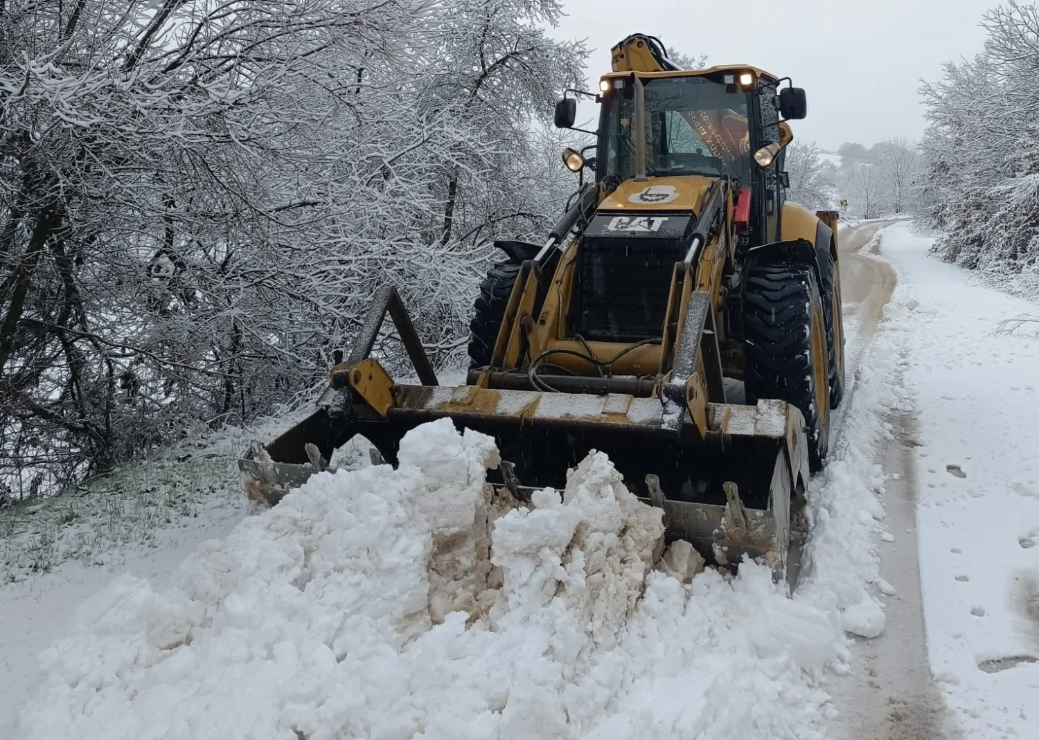 İnegöl'de karla mücadelede yoğun mesai