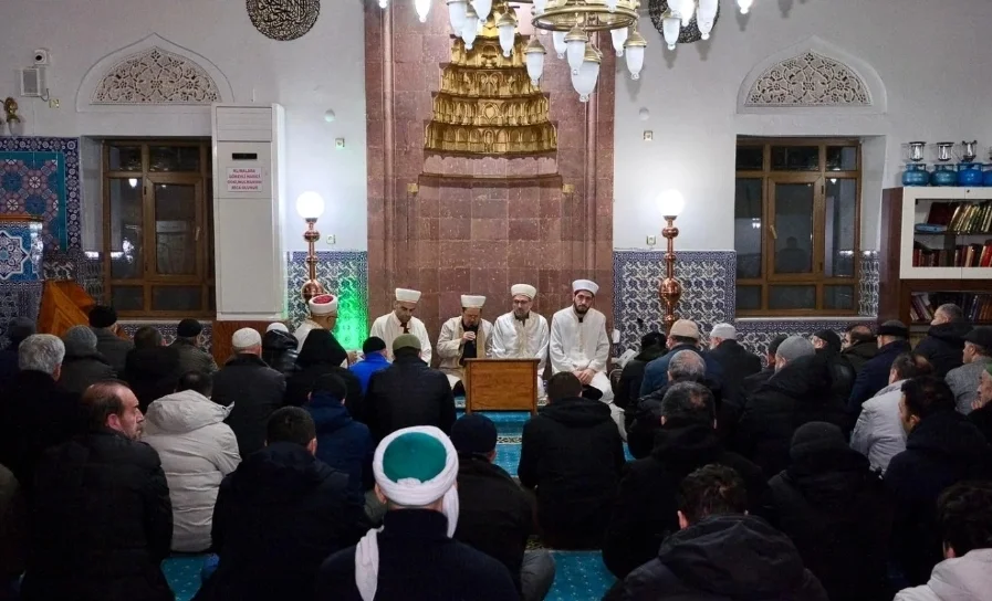 İnegöl Yeni Yılın İlk Sabah Namazında Buluştu