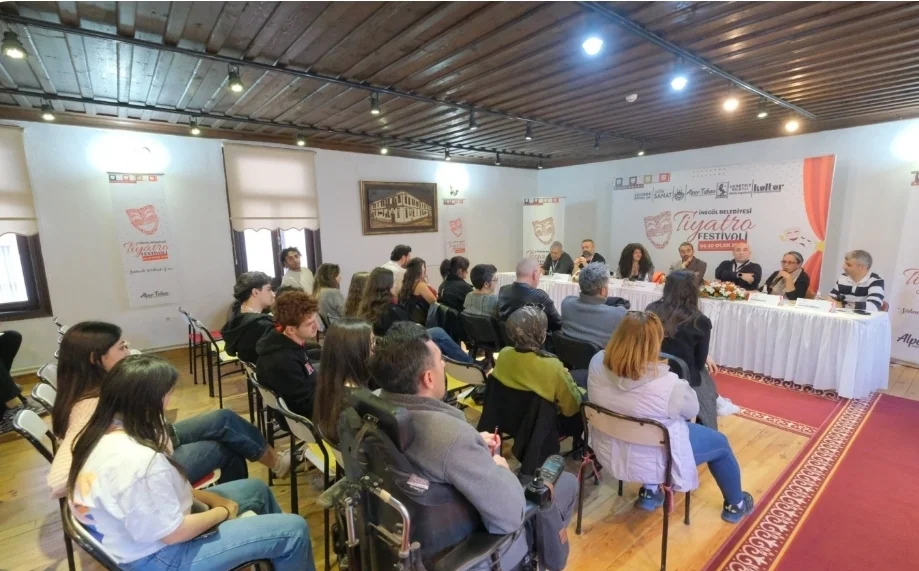 İnegöl’den Tiyatroya Düşünsel Bakış
