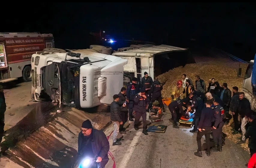 İnegöl'de feci kaza! Genç sürücü hayatını kaybetti