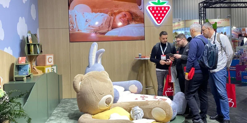 Çilek, Dünyanın Önde Gelen Oyuncak Fuarı Spielwarenmesse'de