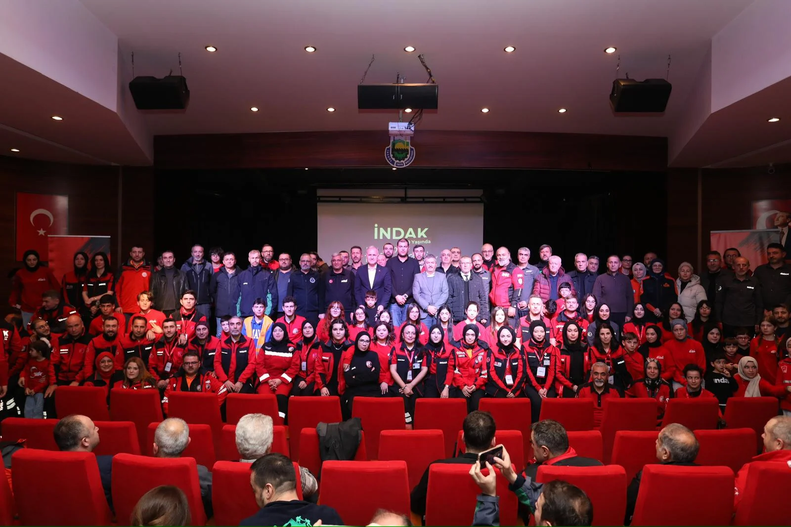 İNDAK 10 Yıldır Enkazda Umut, Sahada Dayanışma Oldu