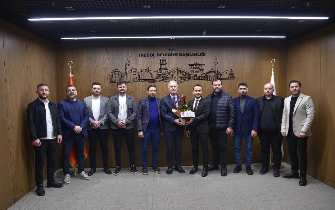 Ertuğrulgazi Mobilyacılar Caddesi Derneği'nden Başkan Taban'a ziyaret