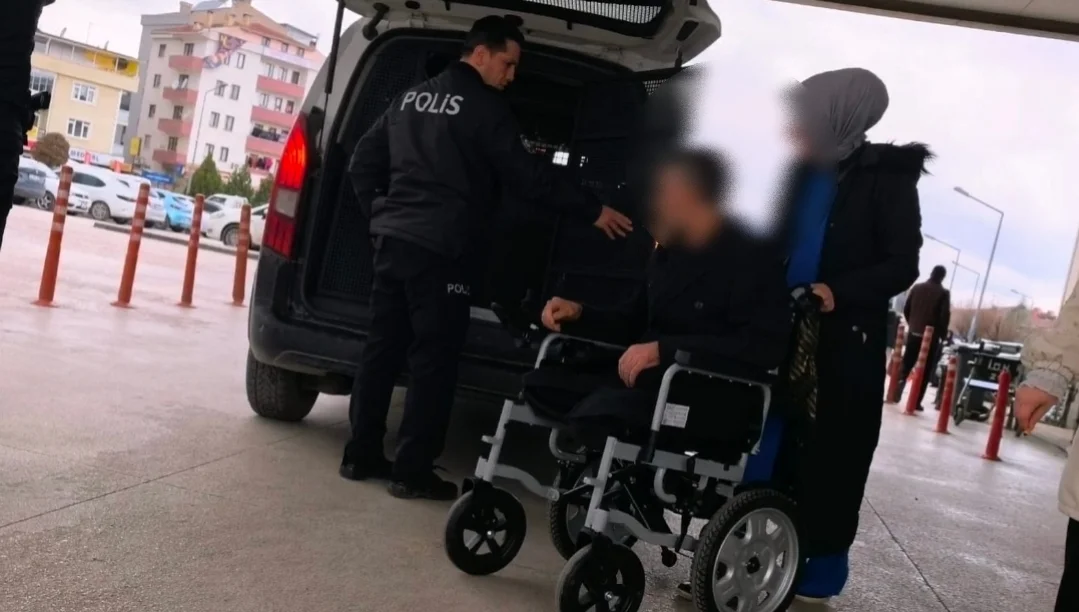 Hem bacaklarını kaybetti, hem ...