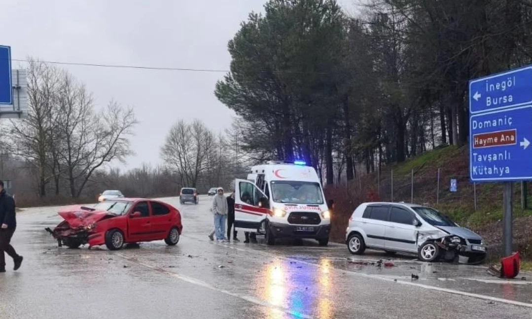 Kafa kafaya çarpıştılar