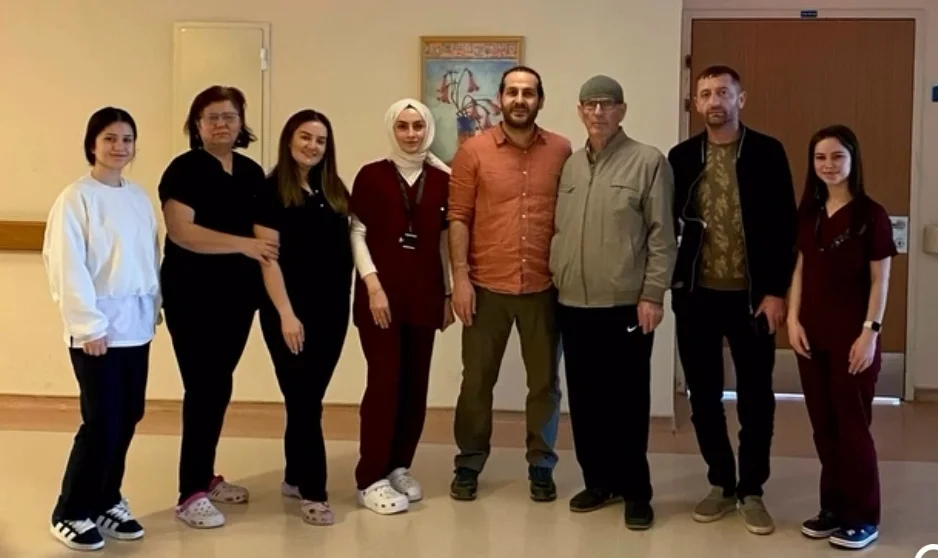 İnegöl’de Bir İlk: Kapalı Yöntemle Kolon Kanseri Ameliyatı Başarıyla Gerçekleştirildi