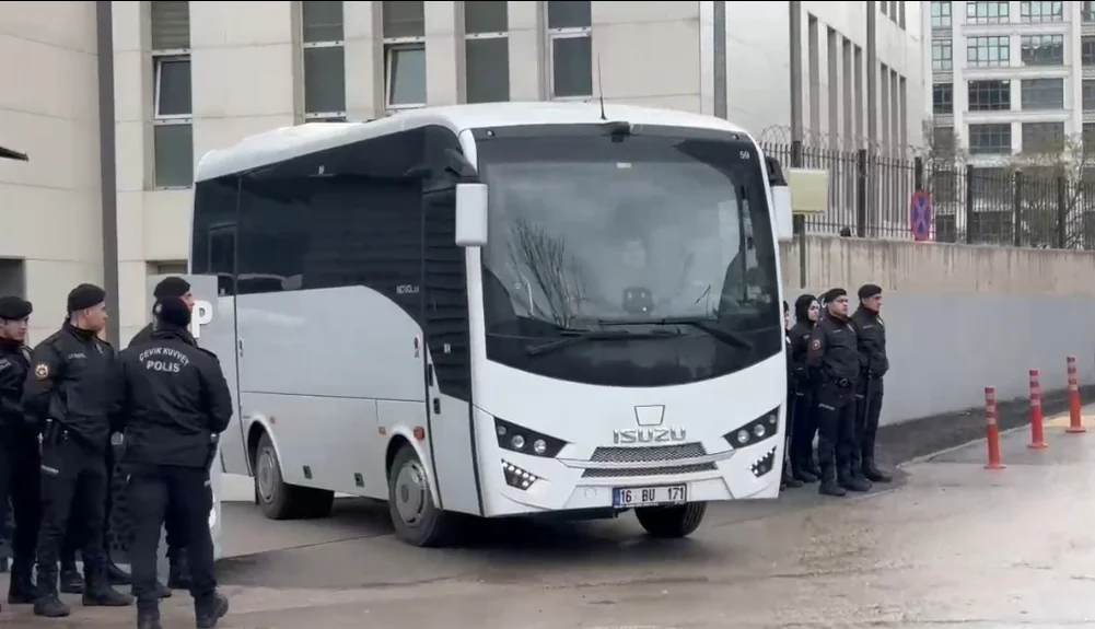 Mustafa Bozbey ve diğer şüpheliler adliyeye sevk edildi