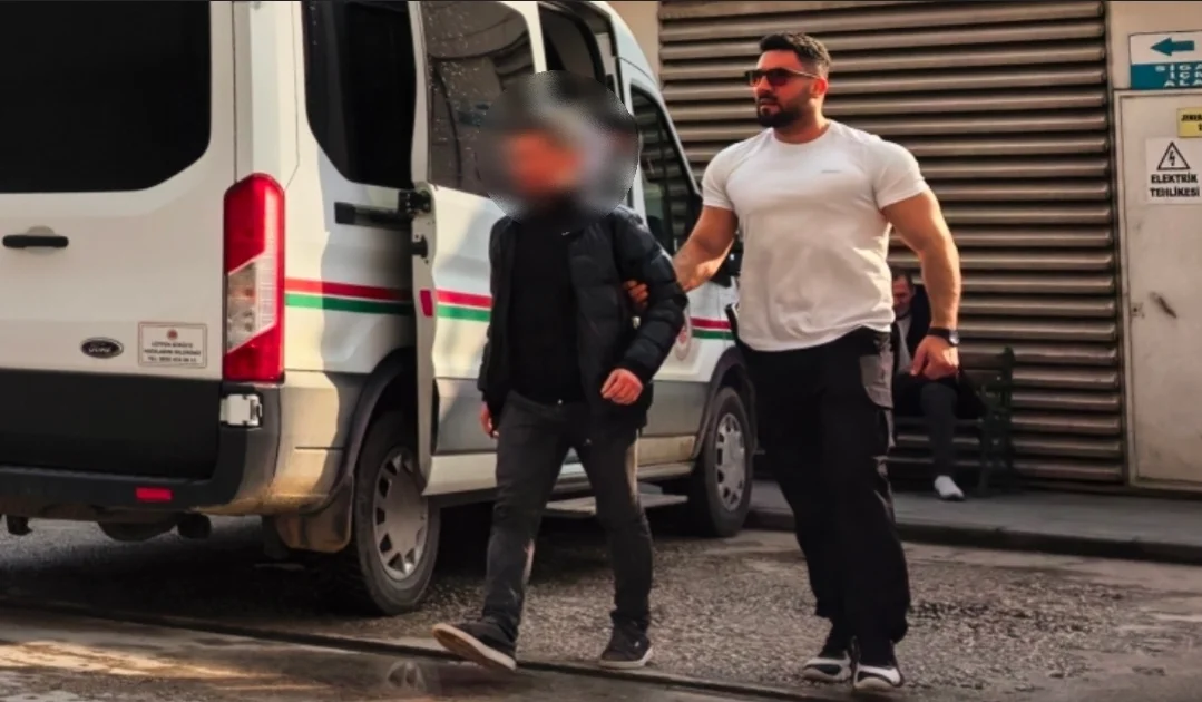 Zehir taciri kıskıvrak yakaladı