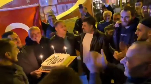 İnegöl’de polislere kavga ihbarlı sürpriz kutlama