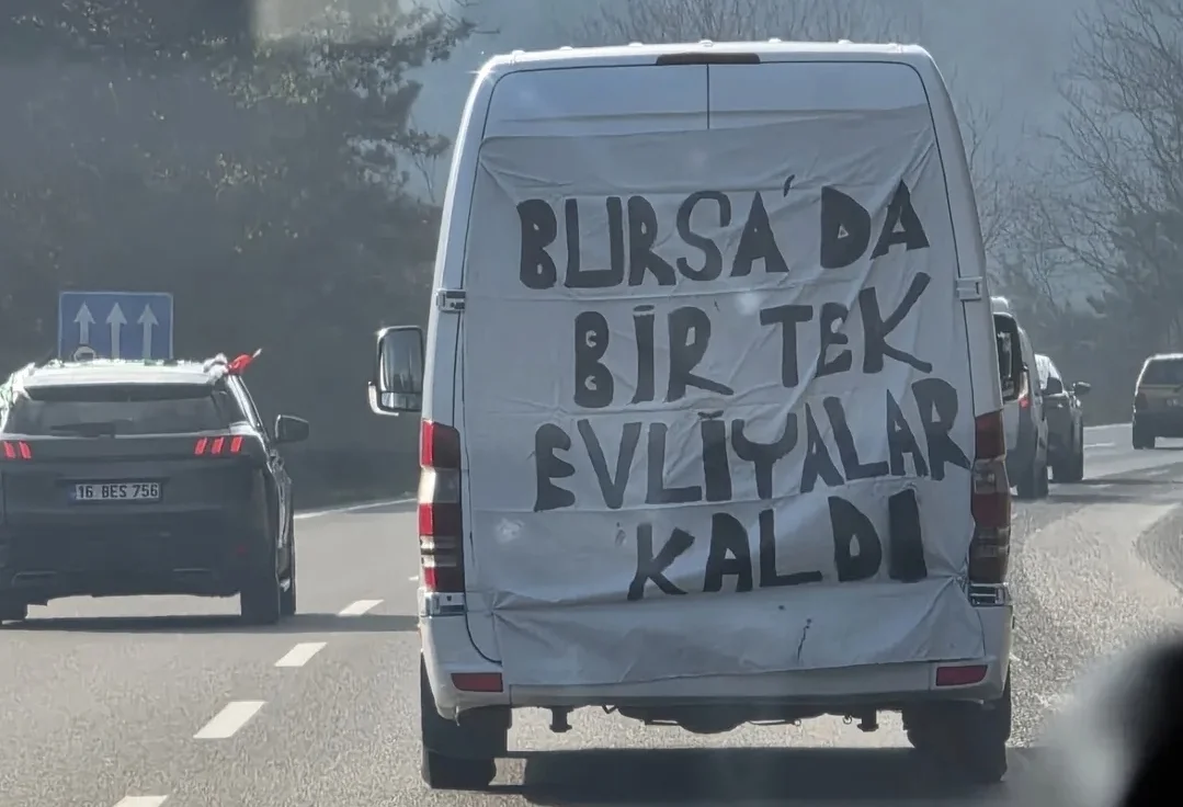 Bursa Eskişehir'e Akıyor ! Bursa Eskişehir'e Akıyor !