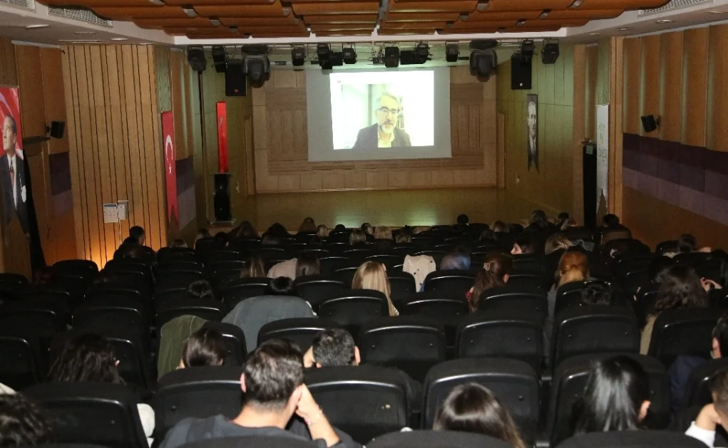 Doğa Kolejinden Yapay Zeka Çağında Öğretmen Odaklı Dönüşüm