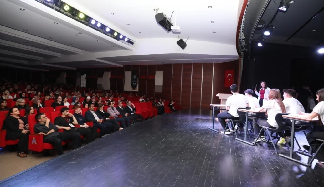 Genç Suare Tiyatro Festivali Başladı