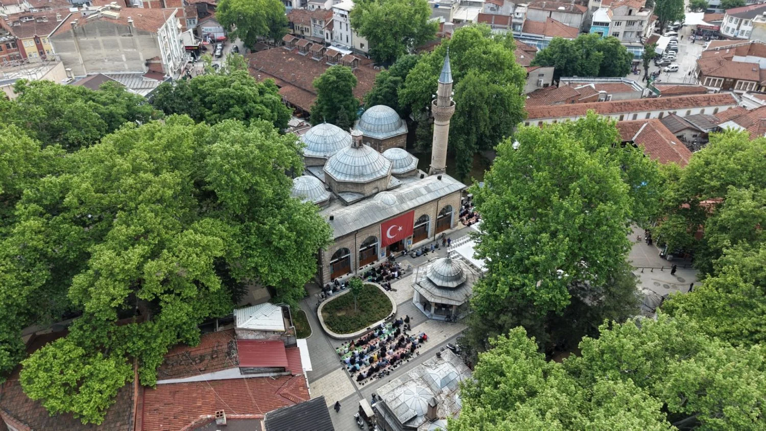 İnegöl’de İshak Paşa’ya vefa: 539’uncu vefat yılında dualarla anıldı