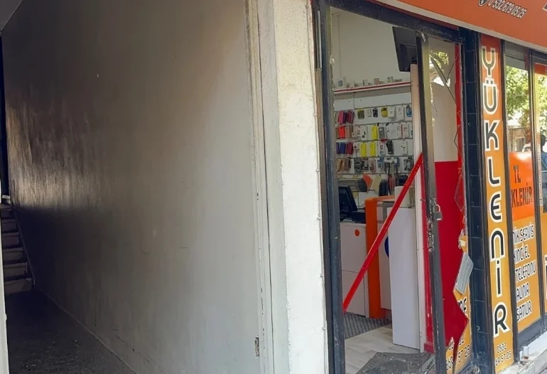 İnegöl'de park yeri kavgası kanlı bitti İnegöl'de park yeri kavgası kanlı bitti
