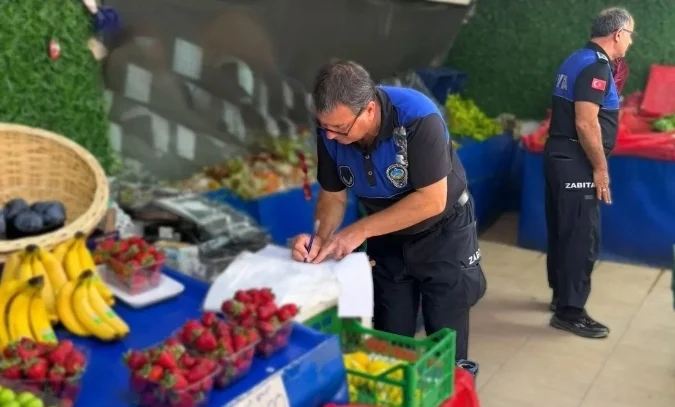 Zabıta Ekiplerinden Manavlara Denetim