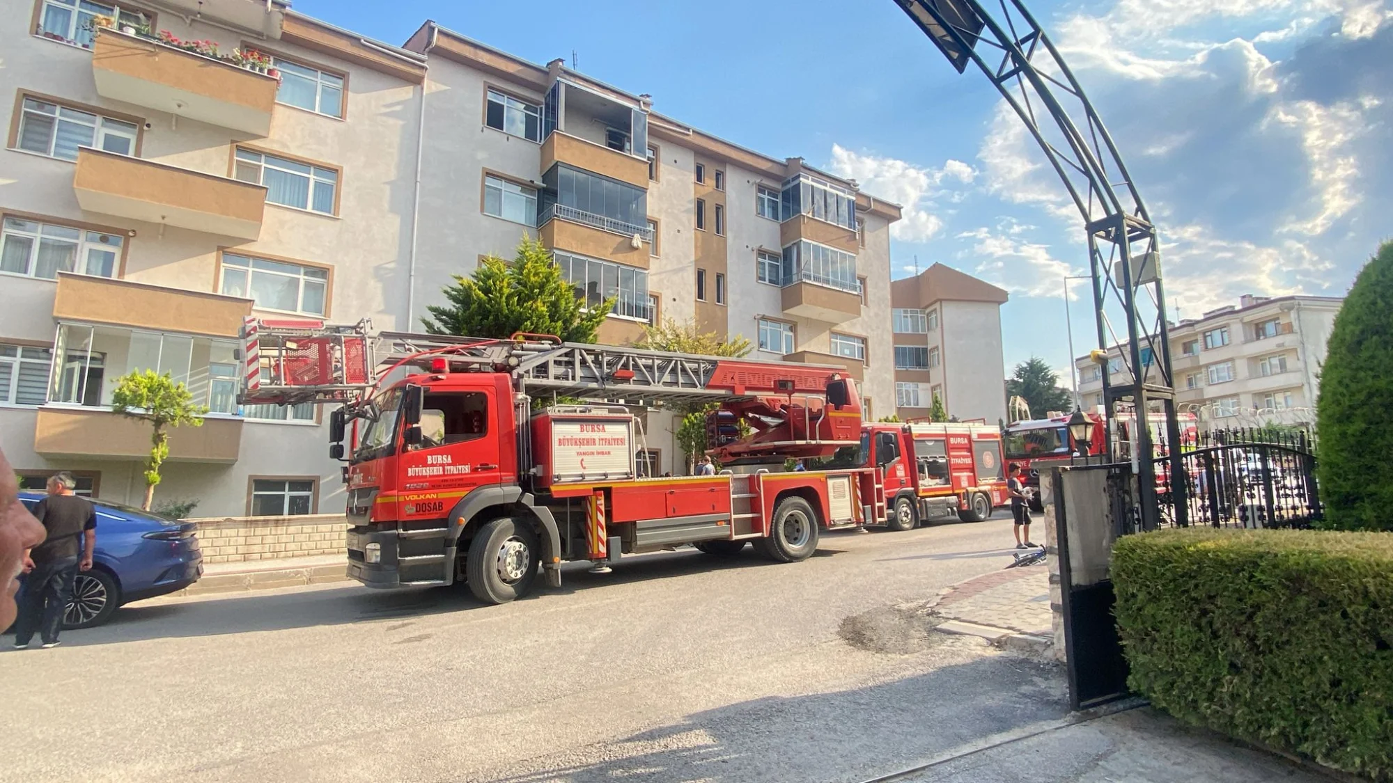 İnegöl'de korku dolu anlar! Herkes seferber oldu... İnegöl'de korku dolu anlar! Herkes seferber oldu...