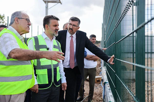 Büyükşehir'den sokak hayvanlarına yeni yuva Büyükşehir'den sokak hayvanlarına yeni yuva