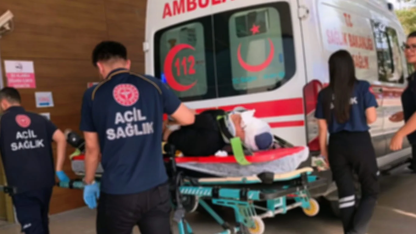 İnegöl'de bariyerlere çarpan otomobilde can pazarı İnegöl'de bariyerlere çarpan otomobilde can pazarı