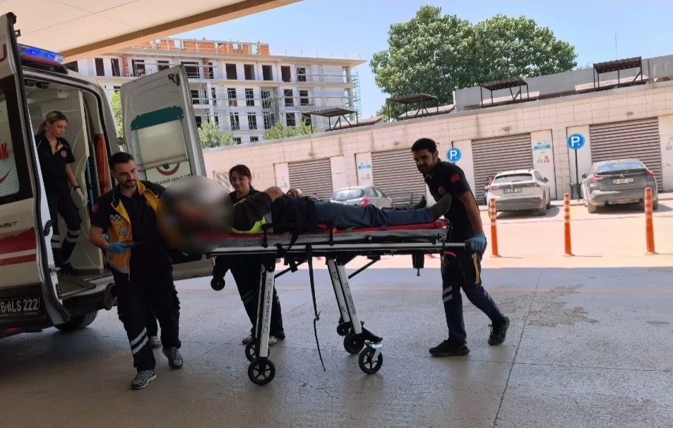 Triportör sürücüsü hastanelik oldu