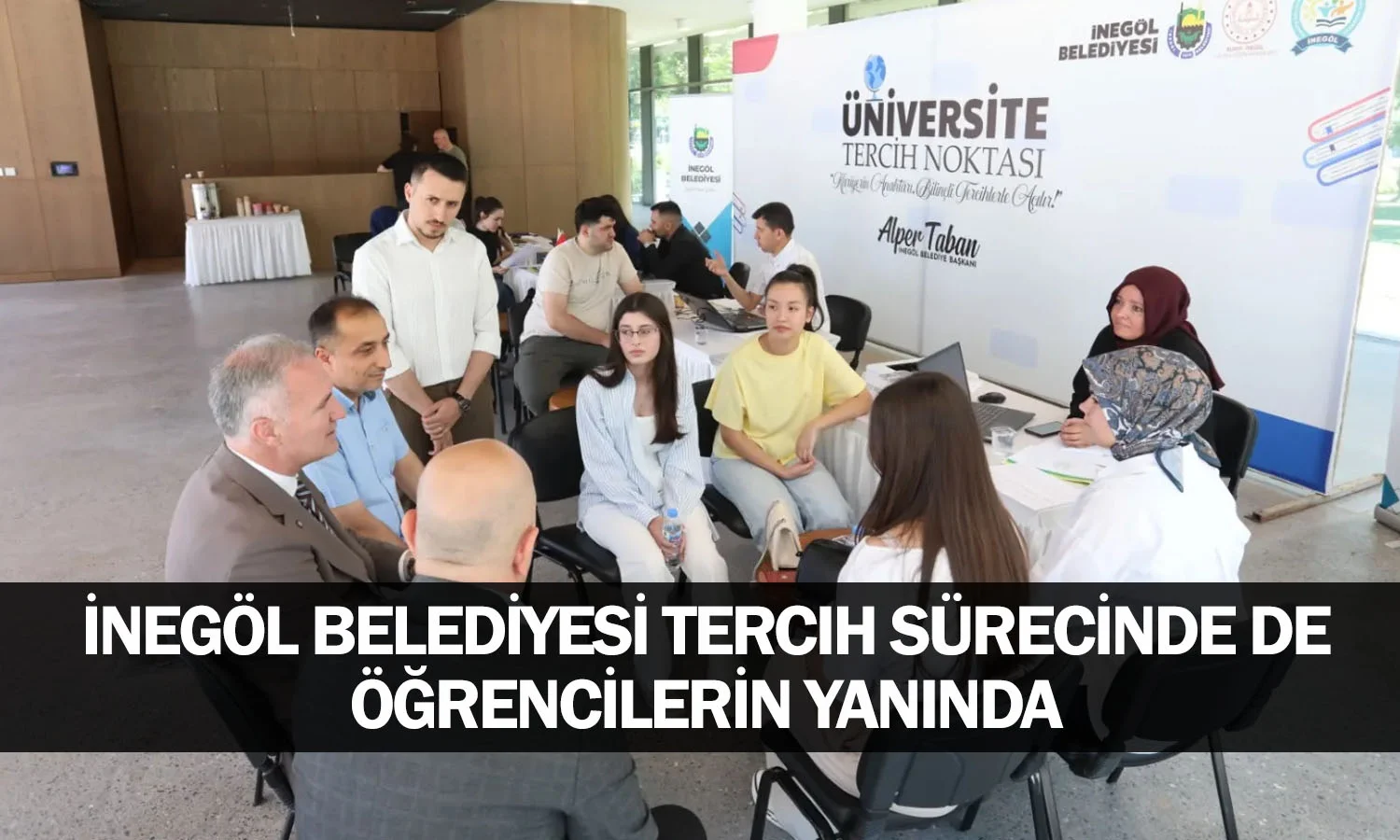 İnegöl Belediyesi tercih sürecinde de öğrencilerin yanında