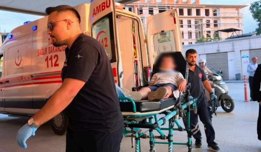 ​Mesudiye’de Motosiklet ile Bisiklet Çarpıştı: 2 Yaralı