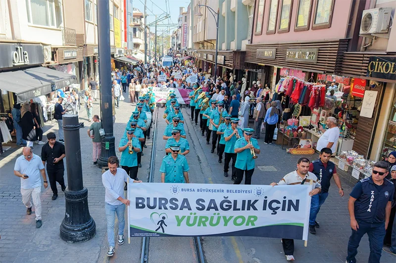 Bursa sağlık için yürüdü
