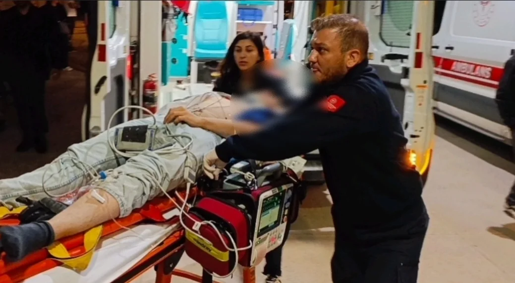 ​Ağır Yaralanan Gençten Sevindiren Haber: Yoğun Bakımda Durumu İyiye Gidiyor