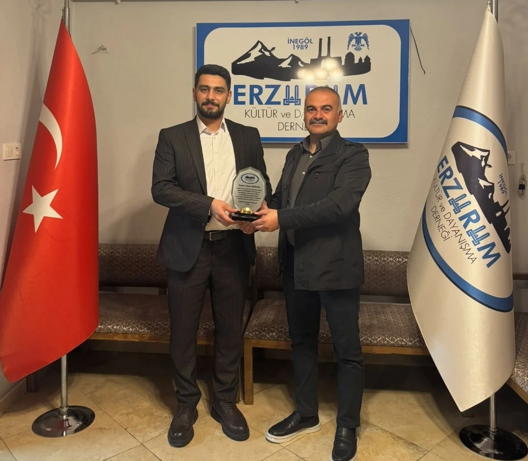 İnegöl Erzurumlular Derneği'nde bayrak değişimi