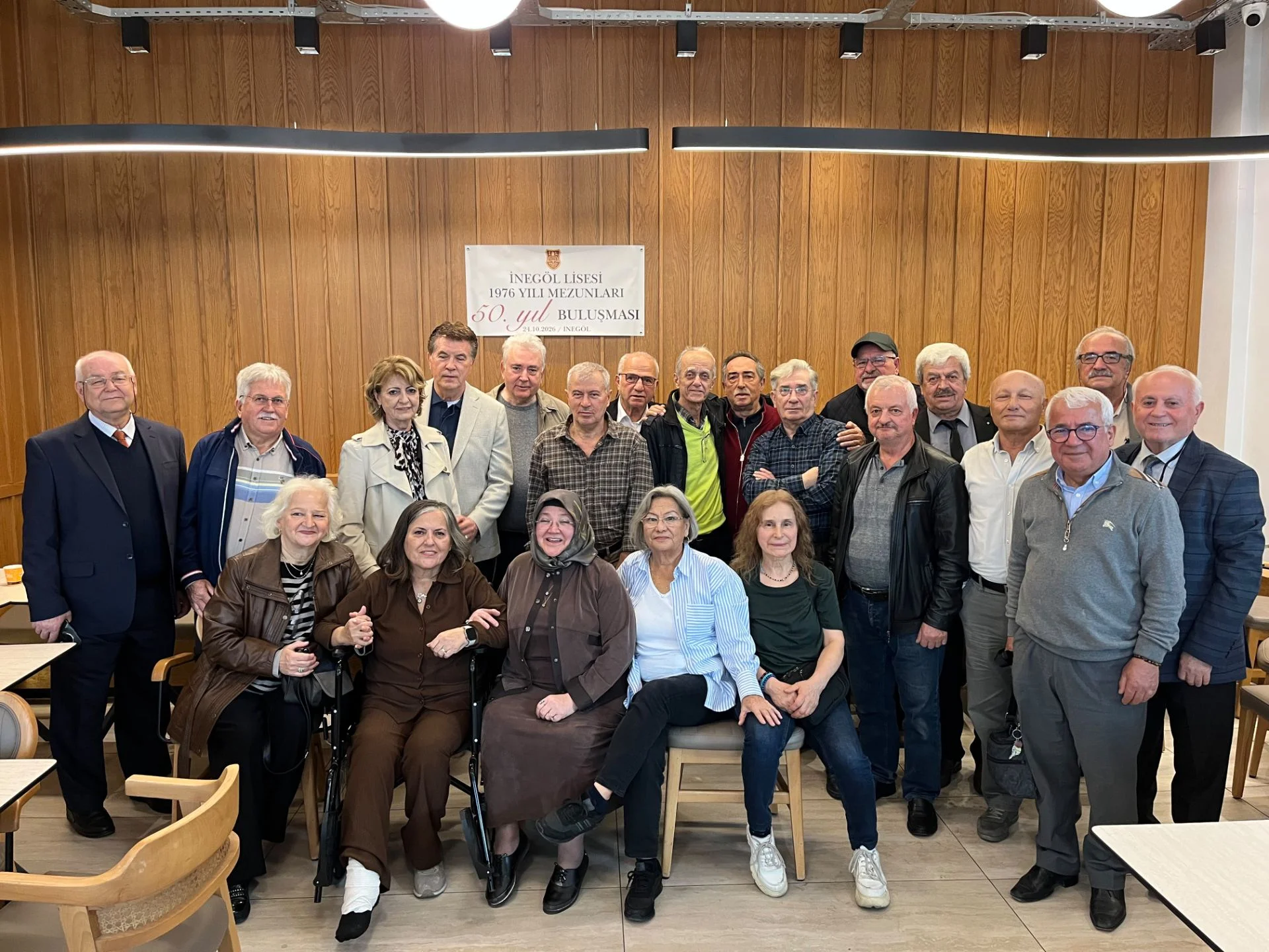 ​Yarım Asırlık Vefa: İnegöl Lisesi 1976 Mezunları 50. Yılında Buluştu!