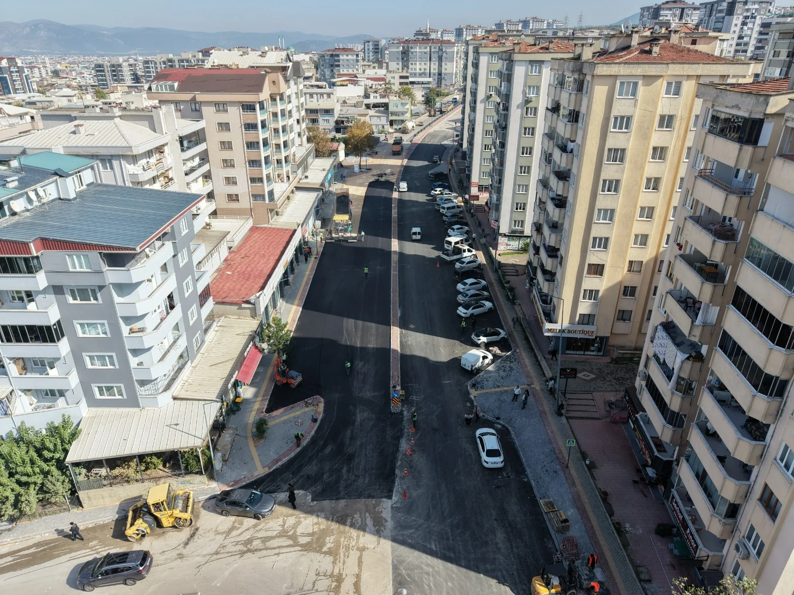 Büyükşehir, Erdoğan Caddesi'ni yeniliyor