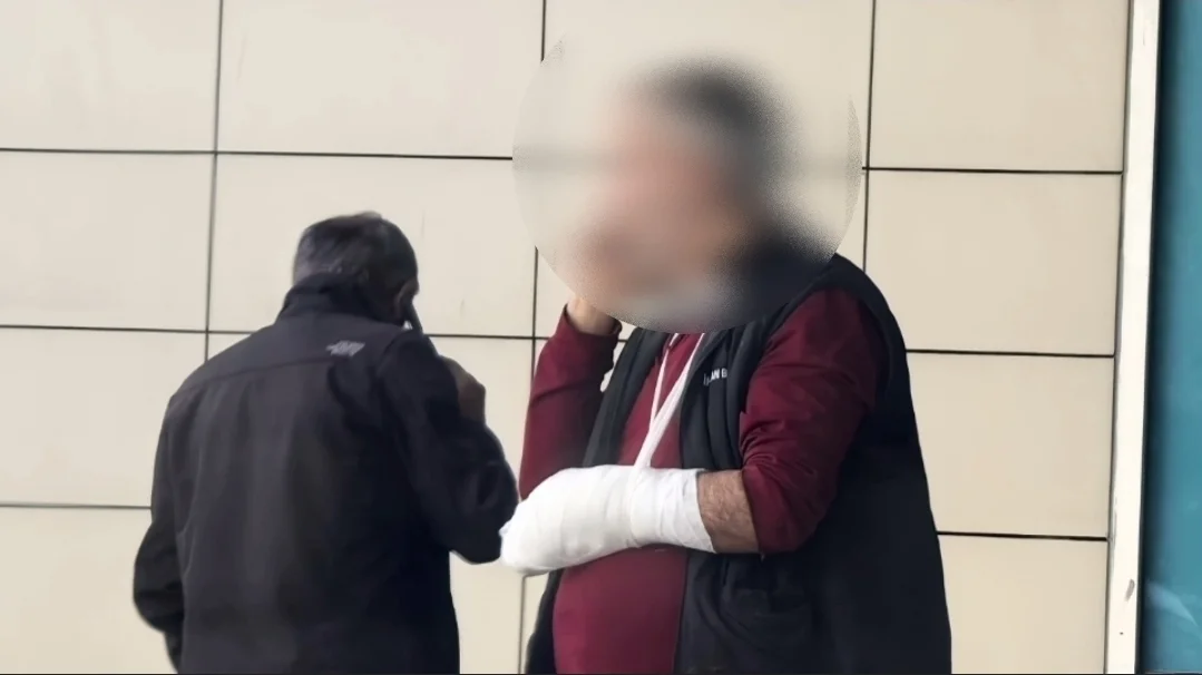 Eline çivi saplanan işçi hastaneye kaldırıldı