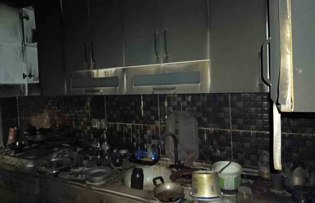 İnegöl’de Korkutan Yangın: Ev Kullanılamaz Hale Geldi İnegöl’de Korkutan Yangın: Ev Kullanılamaz Hale Geldi